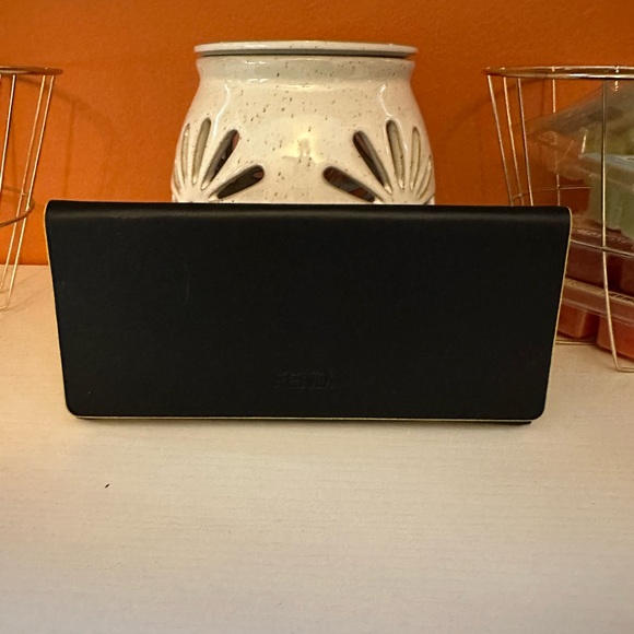 FENDI Black Eyewear Case with
cleaning cloth(NWOT) - Picture 10 of 10